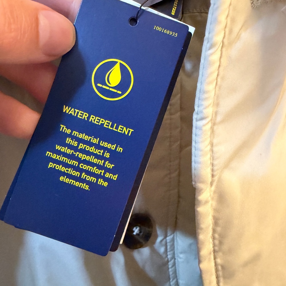 Ralph Lauren Men's Cream Raincoat - Picture 7 of 7